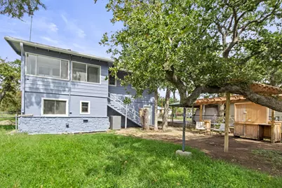 902 Sherwood Forest Drive, Granite Shoals, TX 78654 - Photo 2