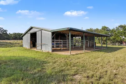 2200 W Fitzhugh Road, Dripping Springs, TX 78620 - Photo 38