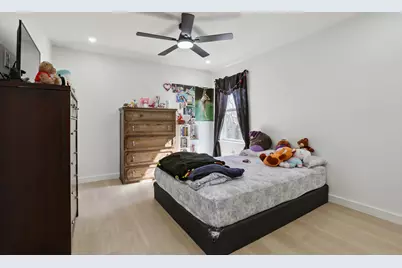 194 Tulipan Lane, Del Valle, TX 78616 - Photo 18