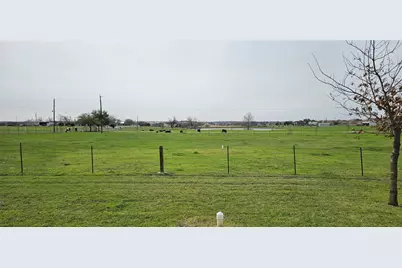 16 Brenda Lane, Round Rock, TX 78665 - Photo 4