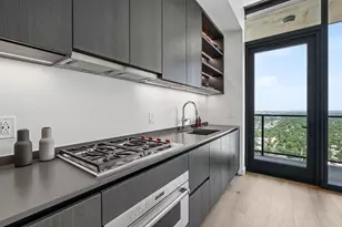 610 Davis St, Austin, TX 78701 - Photo 6