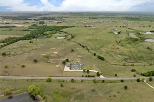 1854 Co Rd 464, Elgin, TX 78621 - Photo 24