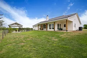 1854 Co Rd 464, Elgin, TX 78621 - Photo 28
