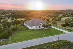 412 Oak Park Dr, Spicewood, TX 78669 - Photo 40
