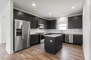 7912 Ella Lee Ln, Austin, TX 78744 - Photo 2