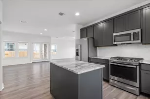 7912 Ella Lee Ln, Austin, TX 78744 - Photo 4