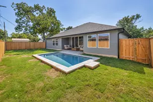 8209 Polar Dr, Austin, TX 78757 - Photo 4