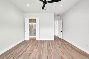 8209 Polar Dr, Austin, TX 78757 - Photo 20