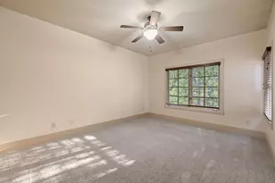 105 Hopewell Cir, Georgetown, TX 78628 - Photo 28