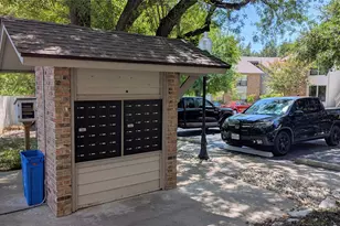 3839 Dry Creek Dr, Austin, TX 78731 - Photo 28