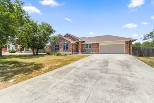 8 Stone Crk Cir, Wimberley, TX 78676 - Photo 2