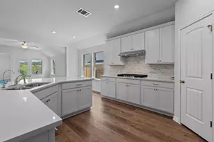 4527 Royal Oak Blvd, San Marcos, TX 78666 - Photo 8