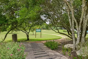 9294 Scenic Bluff Dr, Austin, TX 78733 - Photo 38