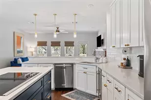 9294 Scenic Bluff Dr, Austin, TX 78733 - Photo 14