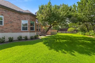 9294 Scenic Bluff Dr, Austin, TX 78733 - Photo 30