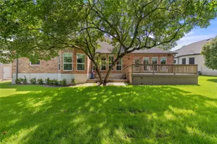 9294 Scenic Bluff Dr, Austin, TX 78733 - Photo 32