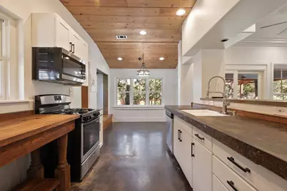 1612 The High Road, Austin, TX 78746 - Photo 12