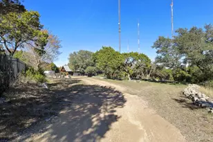 1612 The High Rd, Austin, TX 78746 - Photo 2