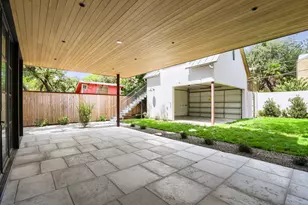 1104 Maufrais St, Austin, TX 78703 - Photo 4