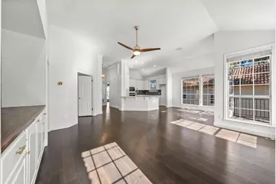 7 Tourney Cove, The Hills, TX 78738 - Photo 18