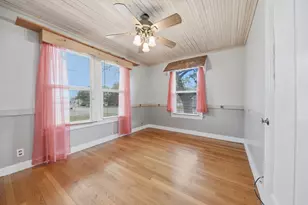 1284 E Hempstead St, Giddings, TX 78942 - Photo 24