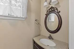 702 Castle Ridge Rd, Austin, TX 78746 - Photo 14