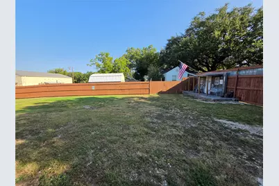 1100 Main Street, Liberty Hill, TX 78642 - Photo 4