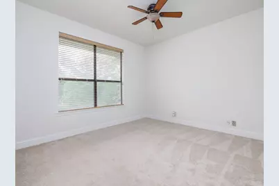 9305 Rolling Oaks Trail, Austin, TX 78750 - Photo 20