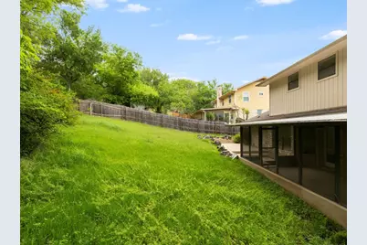 9305 Rolling Oaks Trail, Austin, TX 78750 - Photo 28