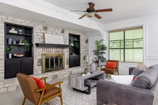 9305 Rolling Oaks Trail, Austin, TX 78750 - Photo 4