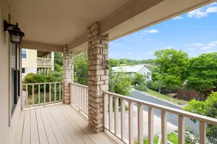 9305 Rolling Oaks Trail, Austin, TX 78750 - Photo 12