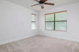 9305 Rolling Oaks Trail, Austin, TX 78750 - Photo 22