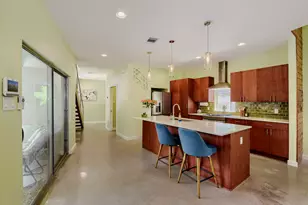 2112 Haskell St, Austin, TX 78702 - Photo 8