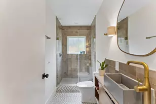 3201 Bengston St, Austin, TX 78702 - Photo 14