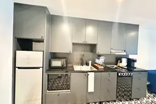 201 Academy Dr, Austin, TX 78704 - Photo 12