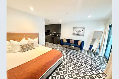 201 Academy Dr #203, Austin, TX 78704 - Photo 18