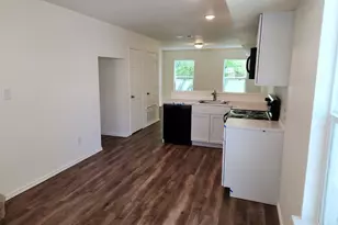 350 Debus Dr Dr, Taylor, TX 76574 - Photo 2