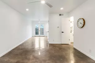 7801 Shoal Creek Blvd, Austin, TX 78757 - Photo 12