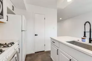 7801 Shoal Creek Blvd, Austin, TX 78757 - Photo 18