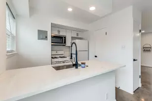 7801 Shoal Creek Blvd, Austin, TX 78757 - Photo 20