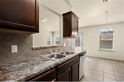 112 Hondo Gap Lane, Jarrell, TX 76537 - Photo 6