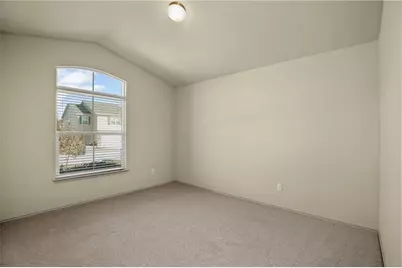 112 Hondo Gap Lane, Jarrell, TX 76537 - Photo 12