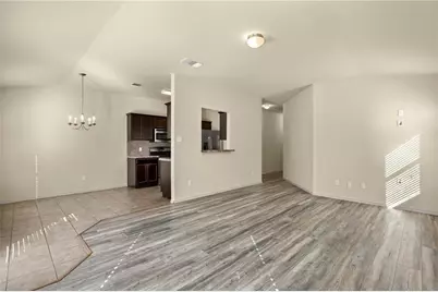 112 Hondo Gap Lane, Jarrell, TX 76537 - Photo 4