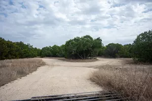 1000 Co Rd 201, Liberty Hill, TX 78642 - Photo 20
