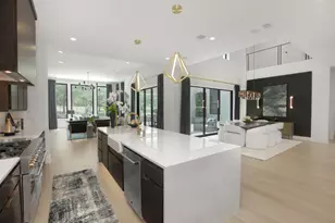 122 Crosswater Ln, Dripping Springs, TX 78620 - Photo 10