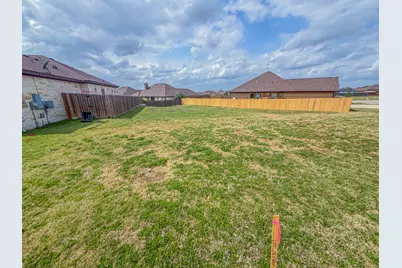 169 Greg Lane, Jarrell, TX 76537 - Photo 4