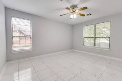 329 Island Oak Drive, Austin, TX 78748 - Photo 10
