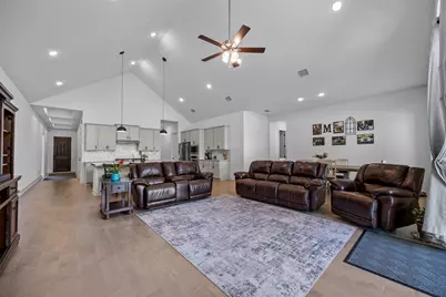 388 Washington Drive, Kyle, TX 78640 - Photo 18