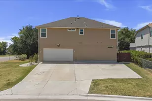 1106 Greenlawn Blvd, Round Rock, TX 78664 - Photo 30