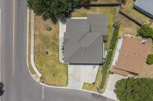 1106 Greenlawn Blvd, Round Rock, TX 78664 - Photo 32